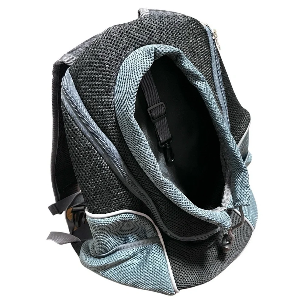 Yudodo Backpack Pet Carrier (NWT)